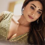 Shriya Saran Instagram - Thank you @sithara_kudige for creating these beautiful outfits . Love your sarees and absolutely love your blouses . They are perfect Thank you @arunprasath_photography for taking time out and shooting these pictures . Make up @mukeshpatilmakeup Hair @priyanka_sherkar1 For @kabzaamovieofficial promotions @kabzaamovieofficial releasing on the 17 th of March