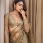 Shriya Saran Instagram - Thank you @sithara_kudige for creating these beautiful outfits . Love your sarees and absolutely love your blouses . They are perfect Thank you @arunprasath_photography for taking time out and shooting these pictures . Make up @mukeshpatilmakeup Hair @priyanka_sherkar1 For @kabzaamovieofficial promotions @kabzaamovieofficial releasing on the 17 th of March