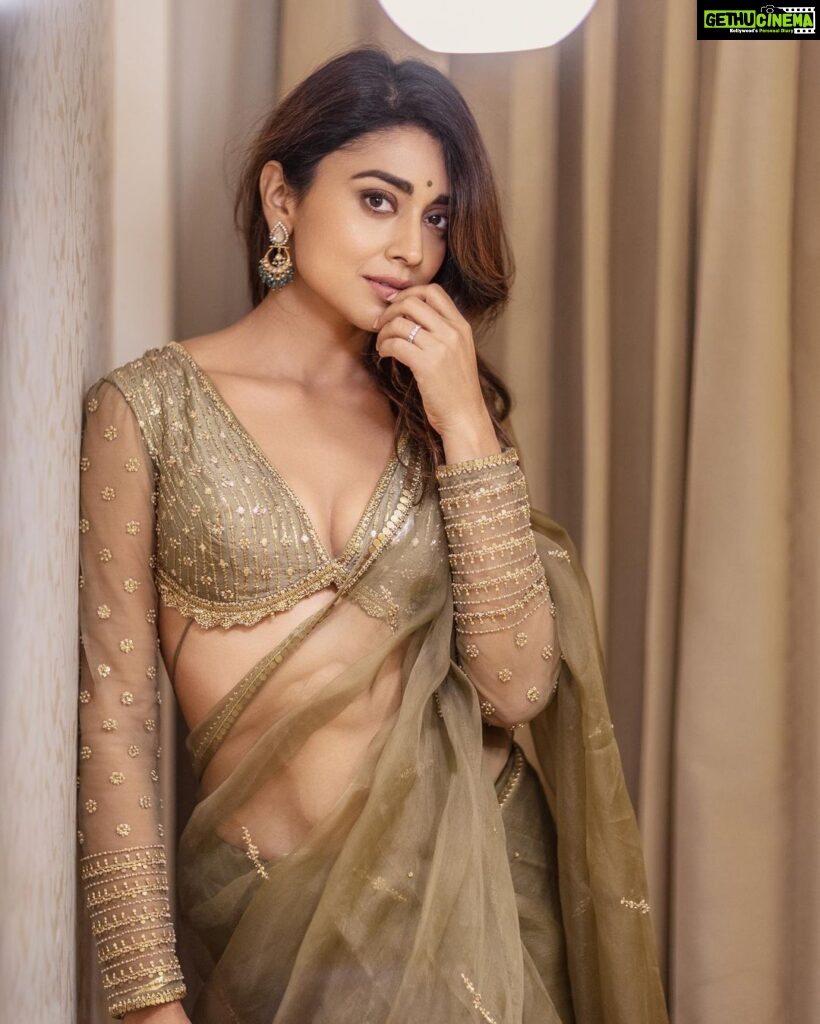 Shriya Saran Instagram - Thank you @sithara_kudige for creating these beautiful outfits . Love your sarees and absolutely love your blouses . They are perfect Thank you @arunprasath_photography for taking time out and shooting these pictures . Make up @mukeshpatilmakeup Hair @priyanka_sherkar1 For @kabzaamovieofficial promotions @kabzaamovieofficial releasing on the 17 th of March