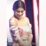 Shriya Saran Instagram - For @kabzaamovieofficial Wearing @payalsinghal @makeupbymahendra7 @yogitasheth96