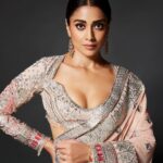 Shriya Saran Instagram - Thank you @falgunishanepeacockindia for this absolutely amazing saree for @kabzaamovieofficial movie music launch Thank you @rchandrumovies for making me part of your vision Thank you @nimmaupendra for being so so amazing in the movie and so so fabulous in real life . Photographer @venurasuri Make up @makeupbymahendra7 Hair @priyanka_sherkar1 @media9manoj