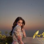 Shriya Saran Instagram - Love this outfit by @gauriandnainika Already wore it twice ! To all you pretty girls , you love your outfit , repeat it ! Recycle it . Sustainability is the key ! Thank you @elleindia for a fab afternoon Make up @mukeshpatilmakeup Hair @priyanka_sherkar1 Photographer @shubhammandhyanphotography