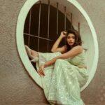 Shruthi Rajanikanth Instagram - Enlighten me ⚡️ 📸@aline_varghese_joseph Mua @sooryakrishna Costume @anmazingfactory Hair accessories @thethread0flove