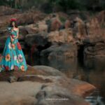 Shruthi Rajanikanth Instagram - උ㉫し㉫＄†ÏAし🦋👑 📸Photography&colourists @adarsh_thamarakshan Mua @magnificentmakeupstudio 📽️Cinematography @i_am_canon_lvr_ 👗Costume @goodfind777 📷@chithradersh______catz_wed