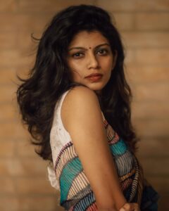 Shruthi Rajanikanth Instagram - Dont change your colour for anyone 🦋
📸 @adil.shan_