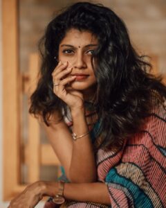 Shruthi Rajanikanth Instagram - Dont change your colour for anyone 🦋
📸 @adil.shan_