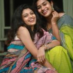 Shruthi Rajanikanth Instagram - Childhood friends <3 US . . . . . @adil.shan_ camera . . . #saree #sareelove #keralagram #instafashion #instadaily #sonyalpha #sony #photooftheday #aesthetic #light #lightroom #styling
