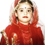Shruti Sodhi Instagram - Lo chali main apni yaadon ki baaraat lekar 😆 aka #throwback #shrutisodhi #notachildbride #schoollife