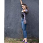 Shrutika Instagram - @director_thomson_vijaytv @vijaytelevision @prismatic_photography_7 #kpychampions #vijaytv #television #denim #jeans #pose #post #instagram #instagood #instapost #purple #pic #picoftheday #shoot #shootday