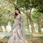 Shrutika Instagram - #kpychampions4 @director_thomson_vijaytv @vijaytelevision Costume @studio149 Photography @dhanush__photography Jewelry @pradejewels @pinkylohar #kpychampions4 #vijaytelevision #vijaytv #tamilshow #tamil #post #pose #photography #photooftheday #pic #instagram #instalike #instapost #india #indianwear #ethinicwear #jewelry #silver #shine #laugh #live #spreadlove #spreadpositivity