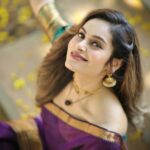 Shrutika Instagram - Yen Iniya tamizh puthandu nal vazhthukkal🙏 #tamilnewyear #tamizhputhandu #tamil #kpychampions #vijaytv #vijaytelevision #jewelry #saree #indianwear #traditionalwear #wishes #prosperity #happynewyear #picoftheday #pictures #instagood #instagram #instapost