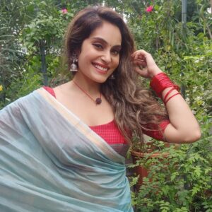 Shrutika Instagram - Mottaimadi vibes...Diwali Onset!

#Diwali #festival #terrace #mottaimaadiscenes #terracegarden #mood #indianwear  #ethnicwear #saree #sareelove #insta #instagram #instapicture #picoftheday📷