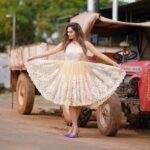 Shrutika Instagram - Thank u for this lovely attire! Costume @styl_chennai Photography @sinty_boy Postwork @shot_by_panneer Hair @vama_moirangthem #clothes #costume #yellow #love #spreadpositivity #happiness #insta #instagood #instafashion #instagram #instpic #picoftheday