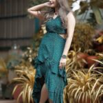 Shrutika Instagram - Get set ,get ready pose! Photography @sinty_boy Postwork @shot_by_panneer #insta #instagood #instapicture #instagram #instamood #dress #dressupday #photooftheday #love #live #happy #smile😊 #spreadpositivity