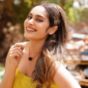 Shrutika Instagram - Adding to one of the brightest days in my life💛

To all the love all u lovely people gave me !

Photography @raghul_raghupathy
Costume @malarvikrambridalcouture 
Reel: @sinty_boy
Make up :@chisellemakeupandhair
postwork: @shot_by_panneer
Hair @vama_moirangthem 
Styling @shrutika_arjun

#cookuwithcomali3 #cookuwithcomalivijaytv #cooking #cookuwithcomali #vijaytv #family #media #picoftheday #lovelypeople #love #support #joy #happiness #pictureoftheday #instagood #instagram #instalove #instapic #picture #winner #winninghearts #winningmoment #overwhelmed #excited #thankyou #thankful #thankyougod #feelingblessed #feelingloved❤️