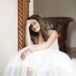 Shrutika Instagram - Costume: @malarvikrambridalcouture Photography: @sinty_boy postwork: @shot_by_panneer Make up : @chisellemakeupandhair Hair @vama_moirangthem Styling @shrutika_arjun #cookuwithcomalivijaytv #cookuwithcomali #cwc3 #love #thankful #happy #tamil #television #tamil #instagood #instalove #instagram #pictureoftheday #instapic #picoftheday #instagood #instagram #instafashion #instamood #instalove #mood #white #happy #positivity