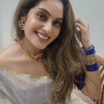 Shrutika Instagram - When ur dressed solos are an essential and when it's ur favourite attire a lot of solos are super essential 😂 Saree! My all time favourite Welcoming the onset of onam Onam Ashamsakal ! #Indian #onam #onamashamsakal #festivevibes #festival #indianethinicwear #ethinicwear #ethinicjewellery #saree #jewellery #peace #happiness #joy #india #indianwear #insta #instagood #instamood #instapicture #instalike #instagram #keralagodsowncountry #traditional