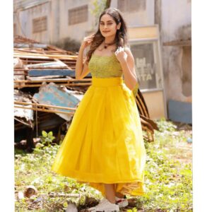Shrutika Instagram - Adding to one of the brightest days in my life💛

To all the love all u lovely people gave me !

Photography @raghul_raghupathy
Costume @malarvikrambridalcouture 
Reel: @sinty_boy
Make up :@chisellemakeupandhair
postwork: @shot_by_panneer
Hair @vama_moirangthem 
Styling @shrutika_arjun

#cookuwithcomali3 #cookuwithcomalivijaytv #cooking #cookuwithcomali #vijaytv #family #media #picoftheday #lovelypeople #love #support #joy #happiness #pictureoftheday #instagood #instagram #instalove #instapic #picture #winner #winninghearts #winningmoment #overwhelmed #excited #thankyou #thankful #thankyougod #feelingblessed #feelingloved❤️