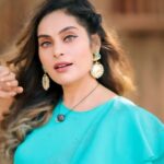 Shrutika Instagram - Costume @malarvikrambridalcouture Photography @dhanush__photography Make up and Styling @shrutika_arjun ( yas me)😉 #shooting #shootmode #work #happy #pose #seablue #pic #picture #love #instagood #instagram #instadaily #insta