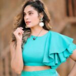 Shrutika Instagram - Costume @malarvikrambridalcouture Photography @dhanush__photography Make up and Styling @shrutika_arjun ( yas me)😉 #shooting #shootmode #work #happy #pose #seablue #pic #picture #love #instagood #instagram #instadaily #insta