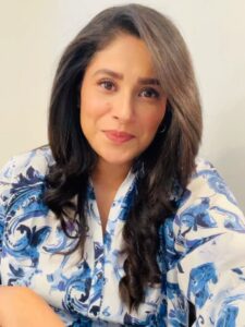Shubhaavi Choksey Instagram - Muskan Foundation is launching a *Clothes Showroom for the Underprivileged*. One can walk in and pick clothes of their choice. 👗🧢👕

We aim to uplift them with the freedom of choice, and fulfill their clothing dreams. We aspire to create an experience filled with love and respect. 

Together we can be stronger in achieving the common goal. 

*Donate now!* 
Donate your pre-loved or new clothes and accessories, for the benefit of the needy. 

*Help the ones in need around you! 📢Spread the word to your maids, watchmen, house-helps and other workers.*

To uphold the true dignity of the beneficiaries, we charge Rs. 5 per garment, and 6 garments per Aadhar card. Can revisit once every 3 months. 

To Donate or Receive
Contact:
Priti Gupta- 99675 35119
Sagar Reche- 95118 84030
@muskanfoundation2022 
#donate #spreadtheword #goodcause #2022