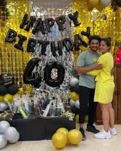 Shubhaavi Choksey Instagram - Happy birthday my love ❤️
@harshal_82 
#birthday #2022 #hottieatforty #blessed #gtatitude