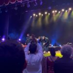 Shweta Basu Prasad Instagram - I had heard, tonight I witnessed the magic of @anoushkashankarofficial The grooviest sitar performance ever! . To a packed house at Shanmukhanand Hall, this gorgeous artist performed from her album, renditions from her father’s teachings (laced with his voice) jamming with electronic and then another performance with clarinet, base, mridangam and drums accompanying her! 🔥 Thank you Anoushka for showing the world how versatile sitar can be. . She also performed her latest “in her name” to commemorate 10 years of Nirbhaya (it happened on 16th December 2012) Respect. . So inspiring, transcendental, divine. Pure magic! More power to you ❤️ . Inspired by fusion, I teamed my dida’s (maternal grandmother) saree with my t-shirt and sneakers 😁 . . . #anoushkashankar #sitar #music #shwetabasuprasad #jyotisinghpandey #inhername #nirbhaya Shanmukhananda Hall, Sion , Mumbai