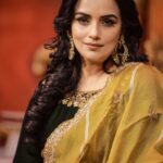 Shweta Menon Instagram - Costume 💃 @fatiz_official @noushifatiz MUA lipstick 💄 @abilashchickumakeupartist Stylist @jessymj44 Jewellery @planetjewel Camera @perfect_makers
