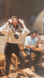 Siddhi Mahajankatti Instagram - • When you want the random cute guy to notice you •

#trending #trendingreels #trendingsongs #dancechallenge #dancereels #explorepage #explore #feelitreelit #starbucks