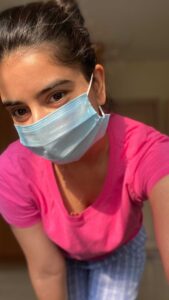 Siddhi Mahajankatti Instagram - • #maskonchallenge • 

Fam,

Mask is our only bestie for the next idk how many generations. 
India is battling the second wave and the battle field doesn’t look great at all. 

I request all of you to prevent and protect yourself by wearing the mask right. Keep your family, loved ones, friends, followers, acquaintances and everyone to wear mask no matter what! 

#covid_19 #secondwave