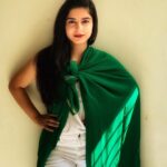 Siddhi Mahajankatti Instagram - • I was on my set for the shoot of my first film, when I suddenly got my periods! I hadn’t realized it until I saw the stains all over my costume. I had to rush to the nearest washroom which was in a petrol bunk and thankfully my two pillars helped me out with this - my costume Chechi who immediately got my spare costume & my mom who quickly drove to the nearest store to get pads for me! And just like that, I was back on the sets shooting for my film, like a true #SuperShero 💚 My dear girlfriends, we all know periods are tough. Yet we manage to go through them every month! And that makes us all #SuperSheroes. Whisper & I are starting the #SuperSheroes movement to encourage young girls to wear the badge with pride! I am sure you have a #SuperSheroes story just like mine. So what are you waiting for? Put on your green cape, and share your story with #SuperSheroes and tag @whisperindia for a chance to get featured on their page! 🦸🏻‍♀️ Let’s build this sisterhood together cus at the end, we girls are there for each other no matter what! Kudos to all the #SuperSheroes out there 💚 My besties @ash_reji reji @kuttychilly @maneesha7raj go ahead and share your #SuperSheroes story !!! • Bangalore, India