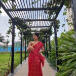 Siddhi Mahajankatti Instagram - • Being a teacher for the day • Thank you @the_dstudio for this lovely saree . You guys can grab yours too . Bangalore, India