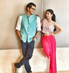 Siddhi Mahajankatti Instagram - " Did you all get the call ? from Ganesh cheta ?" I hurriedly messaged on our Doore group.  It was exactly 2 weeks back that I had gone for my auditions to be DIA. During my audition, Gautham's , Devika's, Darshana's and Kuppi's role were set (even though they weren't sure🙈 I kind of knew that they were going to be in the film for sure). "What call ? I haven't got any" replied Thoma (Akshay). I got a little to embarrassed and at the same time scared cus I didn't want act with anyone else other than these 6 beautiful ppl.

so I immediately called Ganesh cheta back to find out if everyone else is also going to get the call and he said YES! I was relieved. And eventually that evening everyone messaged on the group.... It was the beginning of all happy times for all 7 of us ....
From changing the title of the movie Doore to Aanandam, from listening to the whole script while I teared up to getting to know that Vineeth Srinivasan is our producer,
from shopping in Lulu to getting a makeover done for Dia (Thanks to bony chech),
from rehearsals to actually shooting for the film,
from going for the pooja for our first day at shoot to praying at the kaloor church at 1am on the 21st of October 2016....
We have all come a long long way...
And I still can't believe it's been 3 years since Aanandam released, it feels like yesterday for me when we were all  thrilled to go to Dubai for our 'cheriya padams' promotion! 
I'm thankful to god for all the immense happiness he has given to all of us and a big thanks to Ganesh cheta for helping me acheive my life goal in a small kutty way which is to spread happiness! 
Thank you amma and appa and thimma 🙄 for loving me unconditionally even though I screwed up a lot of times in life 🙈

These small kutty memories I'll cherish this forever!

A big thank you for all the love you've given for the movie and also for loving Dia and Akshay's love story ❤️ #iniaanandame

Love
Siddhi