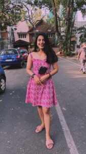 Siddhi Mahajankatti Instagram - • Loved this beautiful customised dress from @inga.aparnaminu •

#trendingreels #trending #trendingsongs #trendingnow #dressup #weekend #weekendvibes #explore