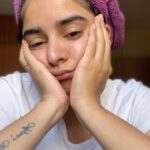 Siddhi Mahajankatti Instagram - • What actually happens after this so called Valentine’s Day 😭😐• PS : Adulting really sucks 😐 #trending #trendingreels #trendingreels #trendingnow #boringday #boringpeople #shehnaazgill #explorepage #explore #exploremore #feelitreelit Bangalore, India