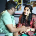 Sija Rose Instagram - Bts round one: Yes i listen attentively! @sunilibrahim @suhail_ibrahim2080 @toshameer @mrvibinram @justyartist @rajagopalanpankajakshan @diljitgore @afzal.azad @jeffson_fernandez_ @surajvenjaramoodu @shinetomchacko_official @jins_baskar @riaa_saira @anjujosephofficial @anandmanmadhan @jenny_pallath