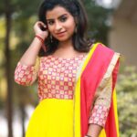 Sivaangi Krishnakumar Instagram - Sunshine🌞✨ Outfit : @labelswarupa Photo : @raghul_raghupathy Makeup and hair : @arupre_makeup_artist Retouch : @retouch_by_gokul Earrings @original_narayanapearls