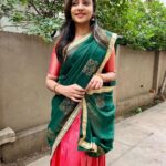 Smruthi Venkat Instagram - அனைத்து அன்பு உள்ளங்களுக்கும் இனிய சித்திரை புத்தாண்டு நல்வாழ்த்துக்கள் ✨❤️ Half saree @swarnasaris