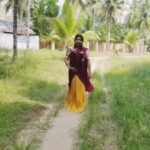 Sneha Sreekumar Instagram - 😀😀 #reelsinstagram😍 #reelsinsta #reelsuploaded #reelsuplod #reelsvideos #reelsvideo❤️ #marimayam #marimayamactors #marimayamlocation #mazhavilmanorama #satyabhame #mandothari