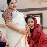 Sneha Sreekumar Instagram - Yeaayy... 🥳🥳...All set to welcome our chottu!❤️😍😘 📸 : @3leaf_photography 🤩 #sister #babyshower #waiting #wifeisbeautiful #zeekeralam #excited #9thmonth #happiness Kochi, India