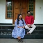 Sneha Sreekumar Instagram - Quick one 😍😍 with ma Appunni 😍 #wifeisbeautiful #zeekeralam #marimayam #mandothari #happyday #actorslife #reelsvideo❤️ #reelsinstagram #reelsupload #reelsinsta