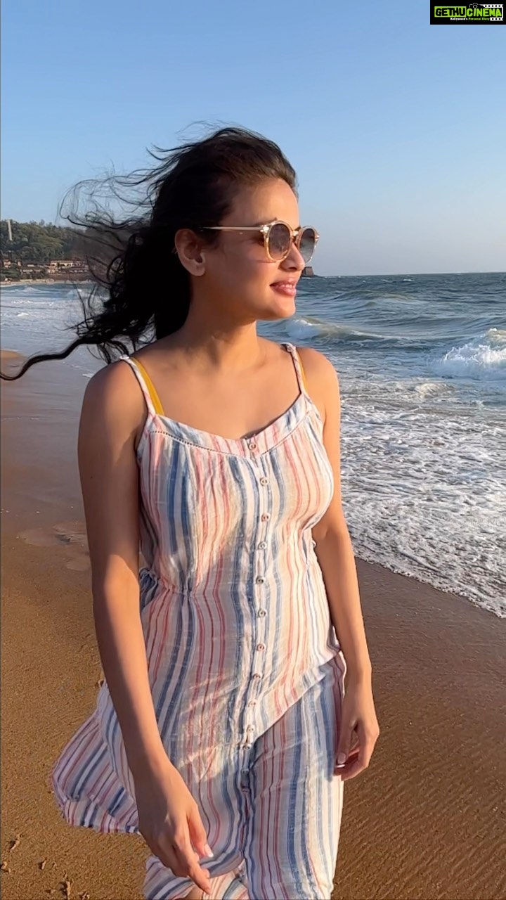 Sneha Ullal Instagram - The Waves,the Sand,the Sunshine & A Cup Of 