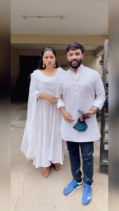 Snehan Instagram - birthday girl Nandhan😋🦋🎨🖋💐🥰🌸🖼🎶🌿🥘🌺🍳
@kavingarsnekan
@prasanna_pvp

Coustume @akira_the_couture__ 👗

#snekan
#kannikasnekan 
#birthday #birthdaygirl #birthdaywishes