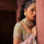 Sobhita Dhulipala Instagram - ❤️‍🔥 Khush Wedding @khushmag Editor-in-chief: @sonia_ullah Photography: @vanshvirmani Wardrobe: @aisharaoofficial Creative Director: @mannisahota_ Fashion Editor: @vikas_r Styling: @tanishqmalhotraa Hair & Makeup: @saherahmed91 Location: @narendra.bhawan.bikaner Production cordination: @april.studios Words: @suhani_lotlikar
