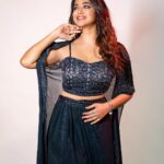 Sohini Sarkar Instagram - Grace upon Grace 🖤 . 📸 @sahil_paswan_2646_ 💄 @sanusinghroy 💇‍♀️ @karmakar.jyotsna 👗 @tamashreeroy 🔗 @socialyard_digital @sayoniroy9 . . #premierelook #black #love #sohini #abarbibahoobhijaan #gaze