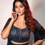 Sohini Sarkar Instagram - Grace upon Grace 🖤 . 📸 @sahil_paswan_2646_ 💄 @sanusinghroy 💇‍♀️ @karmakar.jyotsna 👗 @tamashreeroy 🔗 @socialyard_digital @sayoniroy9 . . #premierelook #black #love #sohini #abarbibahoobhijaan #gaze