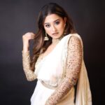 Somi Khan Instagram - A series of ethnic ✨ . . . #desigirl #inlove #somi #somikhan