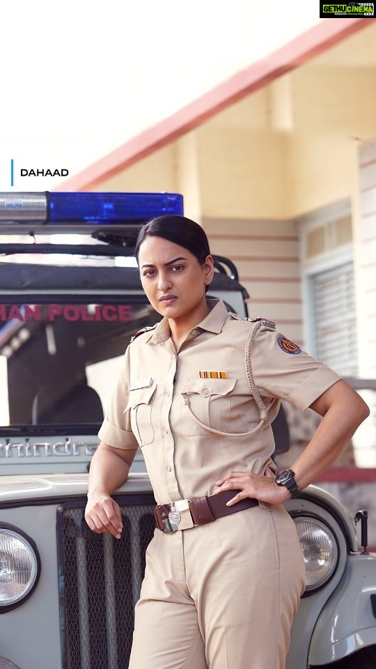 Sonakshi Sinha Instagram - fighting crime, and being savage all the time! 😎 #DahaadOnPrime, watch now