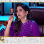 Sonali Kulkarni Instagram - मराठी भाषा गौरव दिनानिमित्त अभिनेत्री सोनाली कुलकर्णी यांनी सादर केली कवी कुसुमाग्रजांची कविता! #मराठीभाषागौरवदिन | #MarathiBhashaGauravDin #सोनी मराठी | #SonyMarathi #विणूयाअतूटनाती | #VinuyaAtutNati