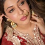 Sonarika Bhadoria Instagram - Pyaar Hua tha🥀 📸 @deepak_das_photography / @kakali_das_photography 👗 @shopmulmul 💎 @adan_creation_ 💄 @mua_dipak_nayak
